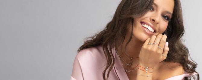 Un collier fil RedLine à personnaliser