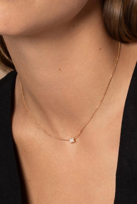 Collier chaîne avec diamant 0.10 carat en serti carré or rose - Redline - 0++