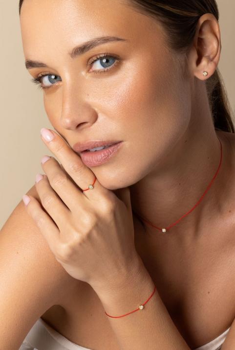 Bague fil avec diamant 0.10 carat en serti clos or jaune - Redline - 0++