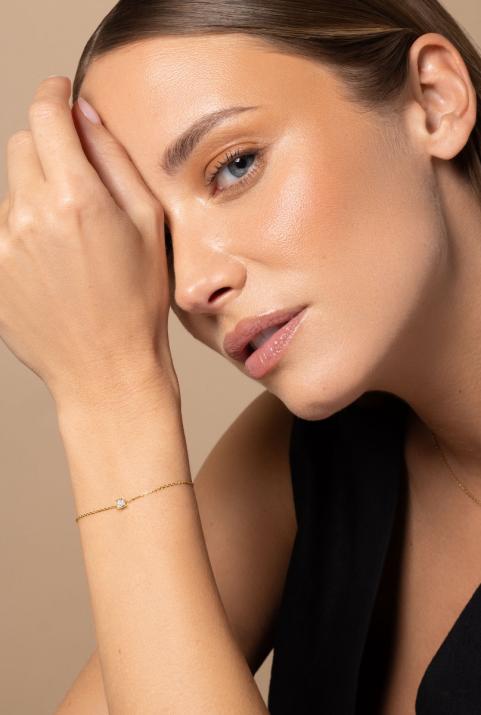 Bracelet chaîne avec diamant 0.10 carat en serti carré or jaune - Redline - 0++
