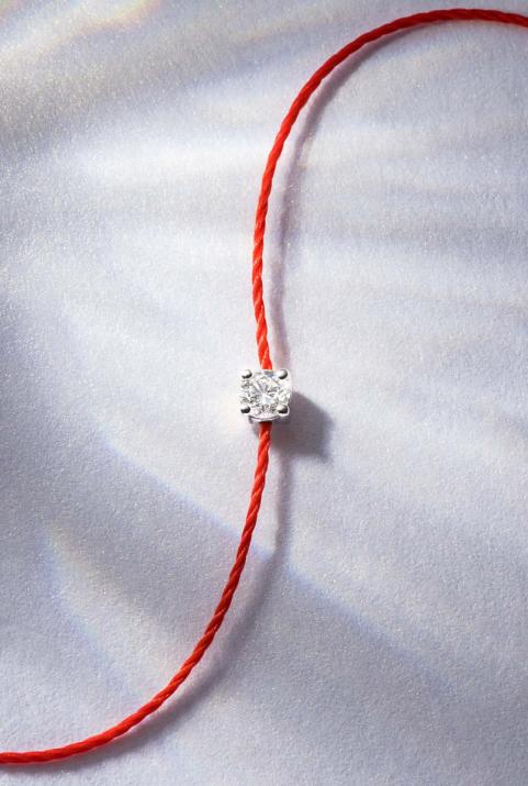 Bracelet fil avec diamant 0.08 carat en serti griffé or blanc - Redline - 0++