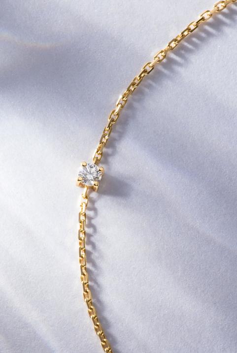 Bracelet chaîne avec diamant 0.08 carat en serti griffé or jaune - Redline - 0++
