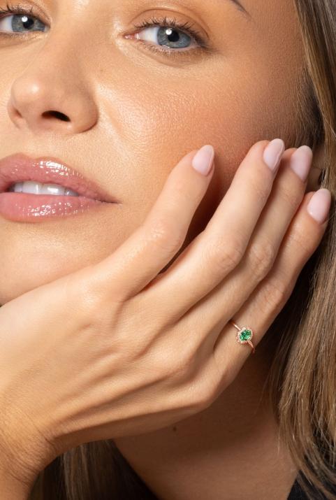 Bague jonc émeraude et diamants en serti griffe or rose - Redline - 0++