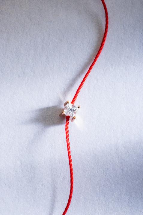 Bracelet fil avec diamant princesse 0.11 carat en serti griffe or rose - Redline - 0++