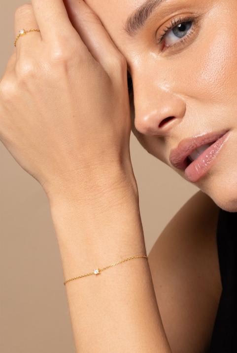 Bracelet chaîne avec diamant princesse 0.11 carat en serti griffe or jaune - Redline - 0++