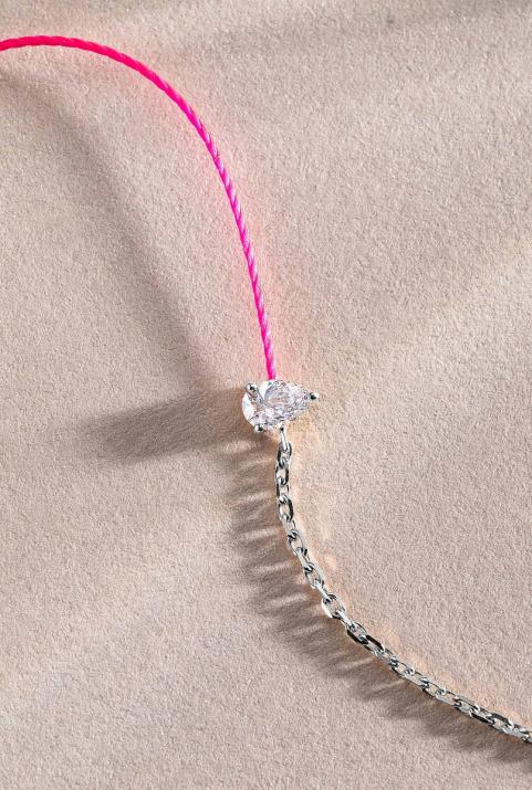 Bracelet fil et chaîne avec diamant poire 0.10 carat en serti griffe or blanc - Redline - 0++