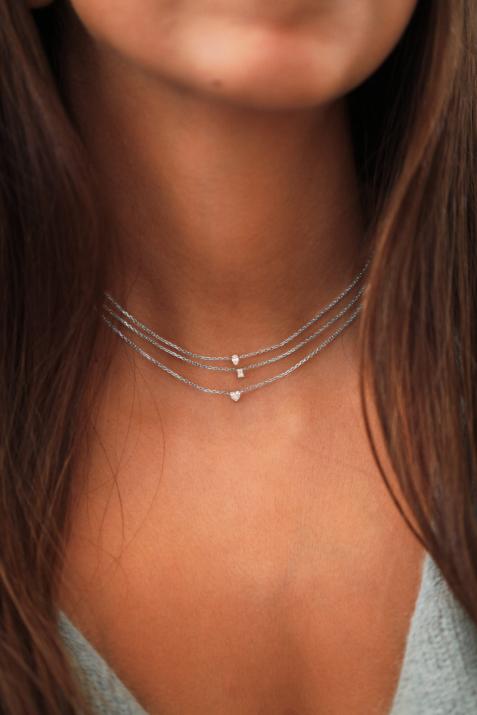 Collier chaîne avec diamant coeur 0.10 carat en serti griffe or blanc - Redline - 0++
