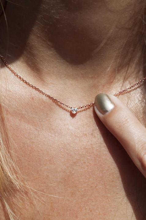 Collier chaîne avec diamant coeur 0.10 carat en serti griffe or rose - Redline - 0++