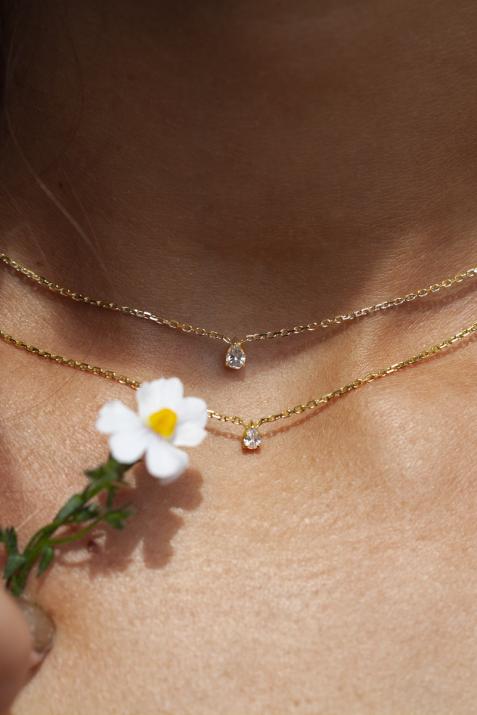 Collier chaîne avec diamant poire 0.20 carat en serti griffe or jaune - Redline - 0++