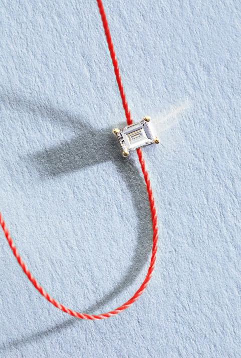 Bracelet fil avec diamant baguette 0.10 carat en serti griffe or jaune - Redline - 0++