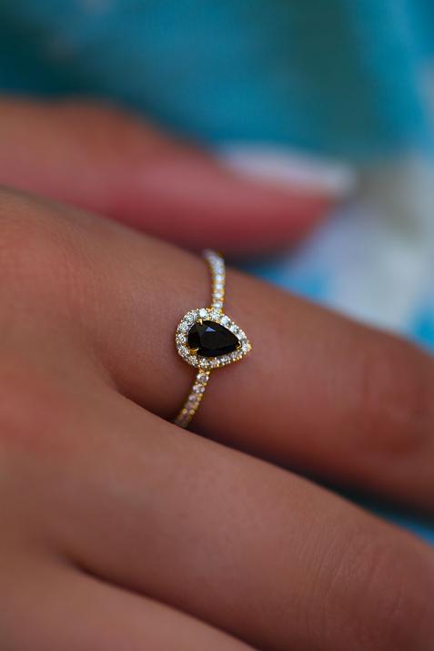 Bague jonc onyx et diamants en or jaune - Redline - 0++