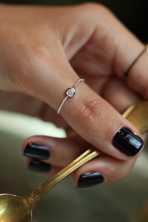 Bague fil et chaîne avec diamant 0.10 carat en serti clos or noir - Redline - 0++