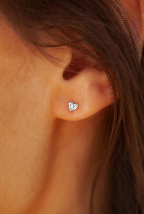 Boucles d'oreilles puces Bien Aimé en or blanc - Redline - 0++