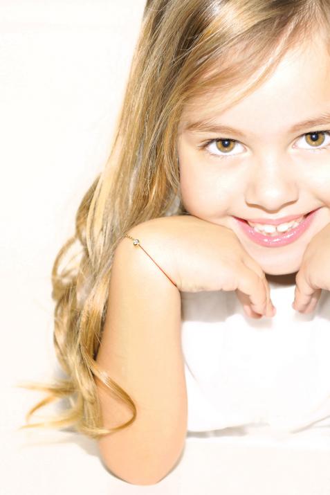 Bracelet enfant mi-fil mi-chaîne avec diamant 0.05 carats en serti clos or jaune - Redline - 0++
