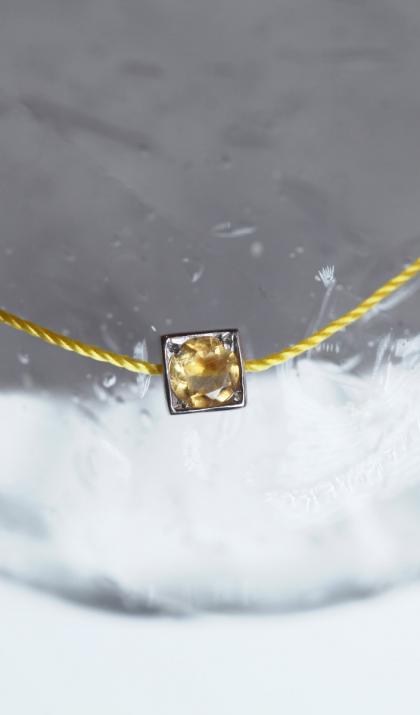 Bracelet fil avec diamant 0.10 carat en serti carré or blanc - Redline