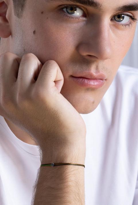 Bracelet homme fil avec diamant noir 0.05 carats en serti invisible or blanc - Redline - 0++