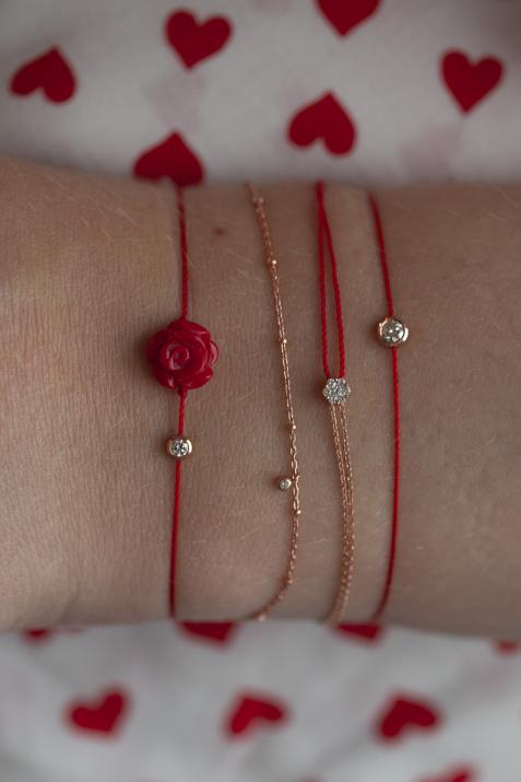 Bracelet fil avec diamant 0.05 carat en serti clos or rose fleur - Redline - 0++