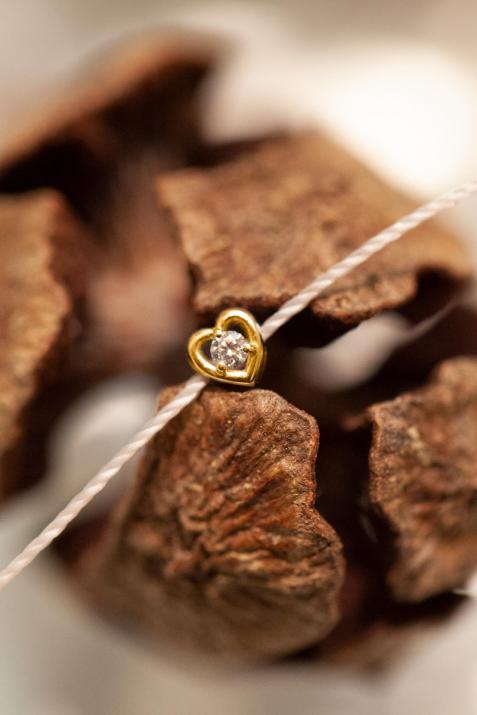 Meghan bracelet cœur en or jaune avec fil et diamant 0.02 carat - Redline - 0++