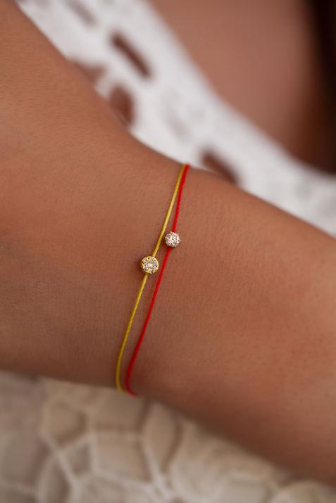 Bracelet fil avec diamant 0.05 carat en serti griffe or jaune - Redline - 0++