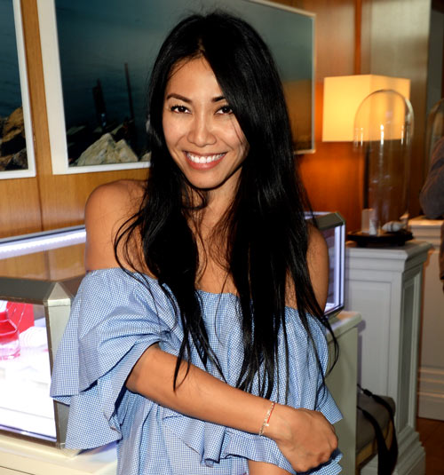 Anggun anniversaire Redline