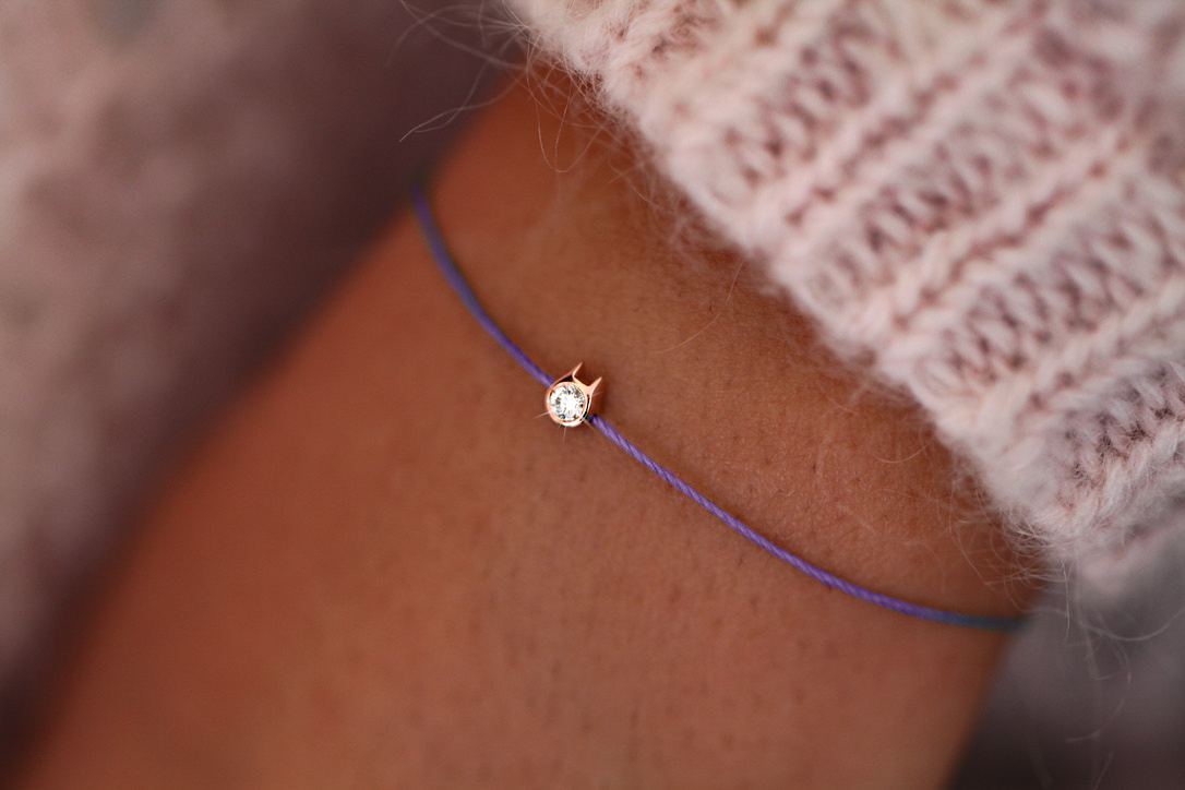 Redline bracelet mini cat