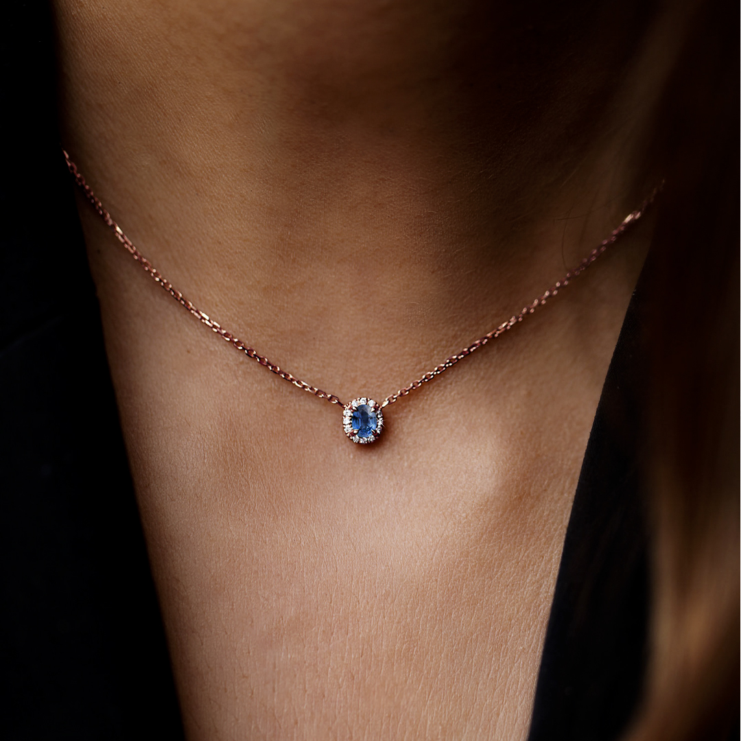 Collier chaîne or rose femme avec diamant et saphir bleu par Redline