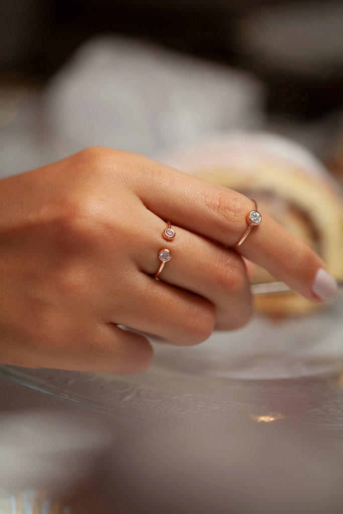 bague-femme-or-rose-diamant-ouvert