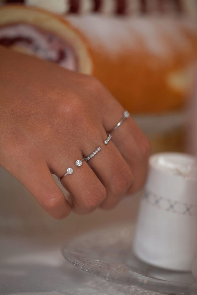 ring-for-women-white-gold-diamond
