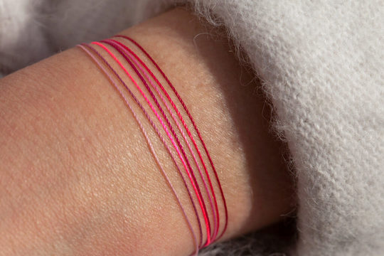 Bracelet fil rose Redline