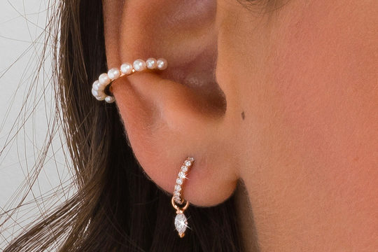 Redline Ear Cuff Pearl