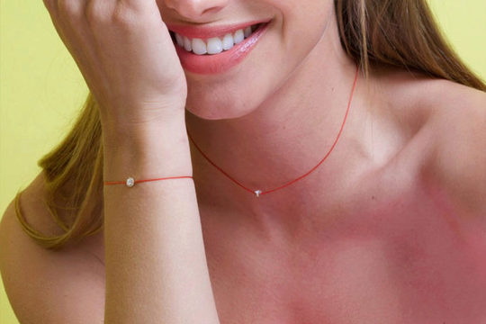 Redline bijoux fils rouge