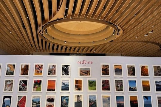 Redline célèbre l’amitié sino-française à travers l’art et l’élégance au Carrousel du Louvre