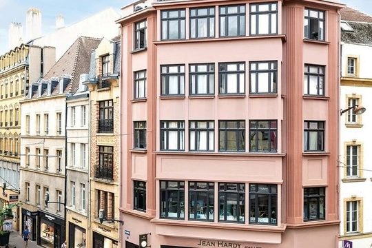 La maison Jean Hardy : une collaboration d’excellence au cœur de notre 20ᵉ anniversaire