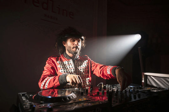 Lil Moses : Le DJ de renom qui a animé notre soirée des 20 ans au Ritz