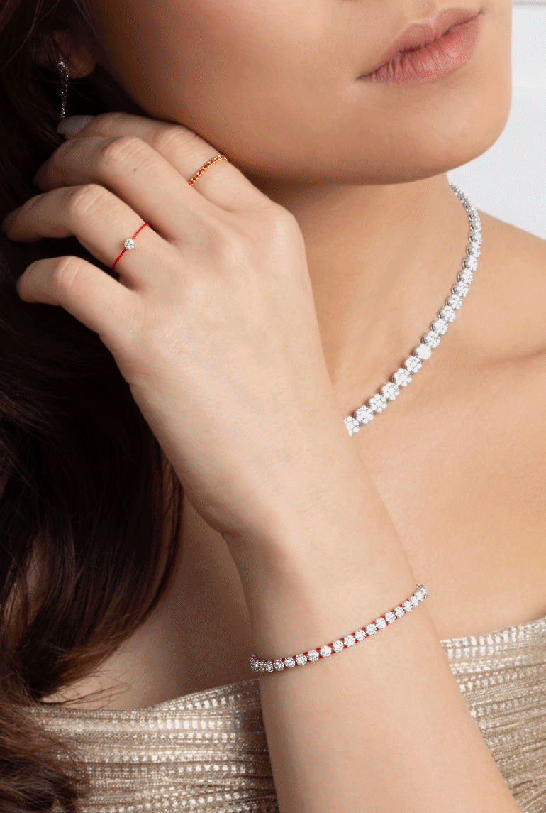 Le fil rouge porte bonheur